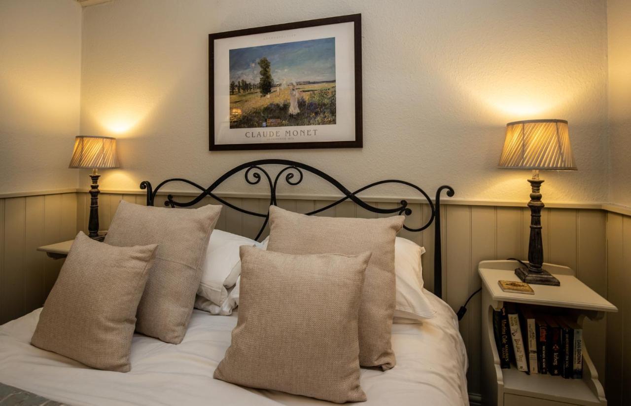 The Bell At Iden Bed & Breakfast Exterior photo